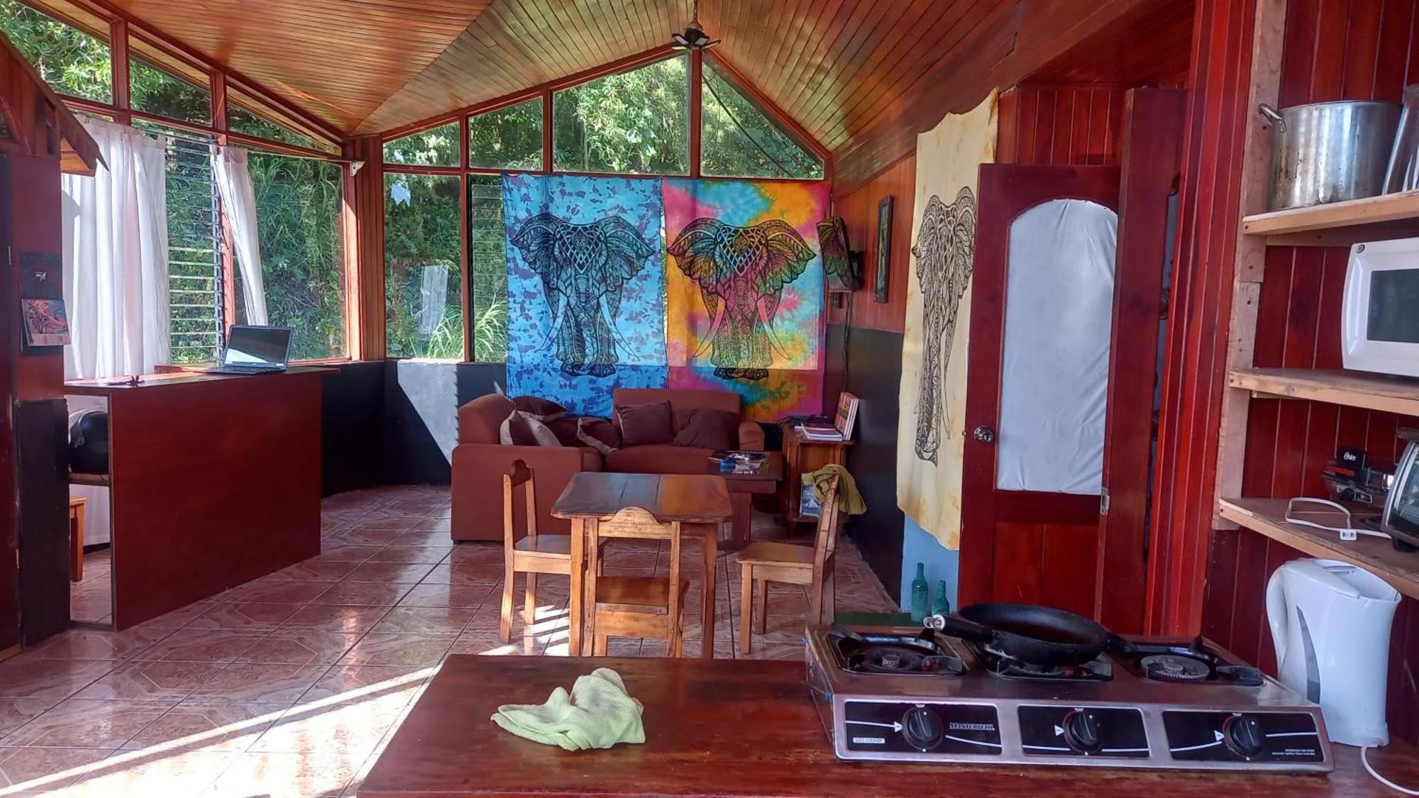 Finca Pantera Hotel Monteverde Buitenkant foto