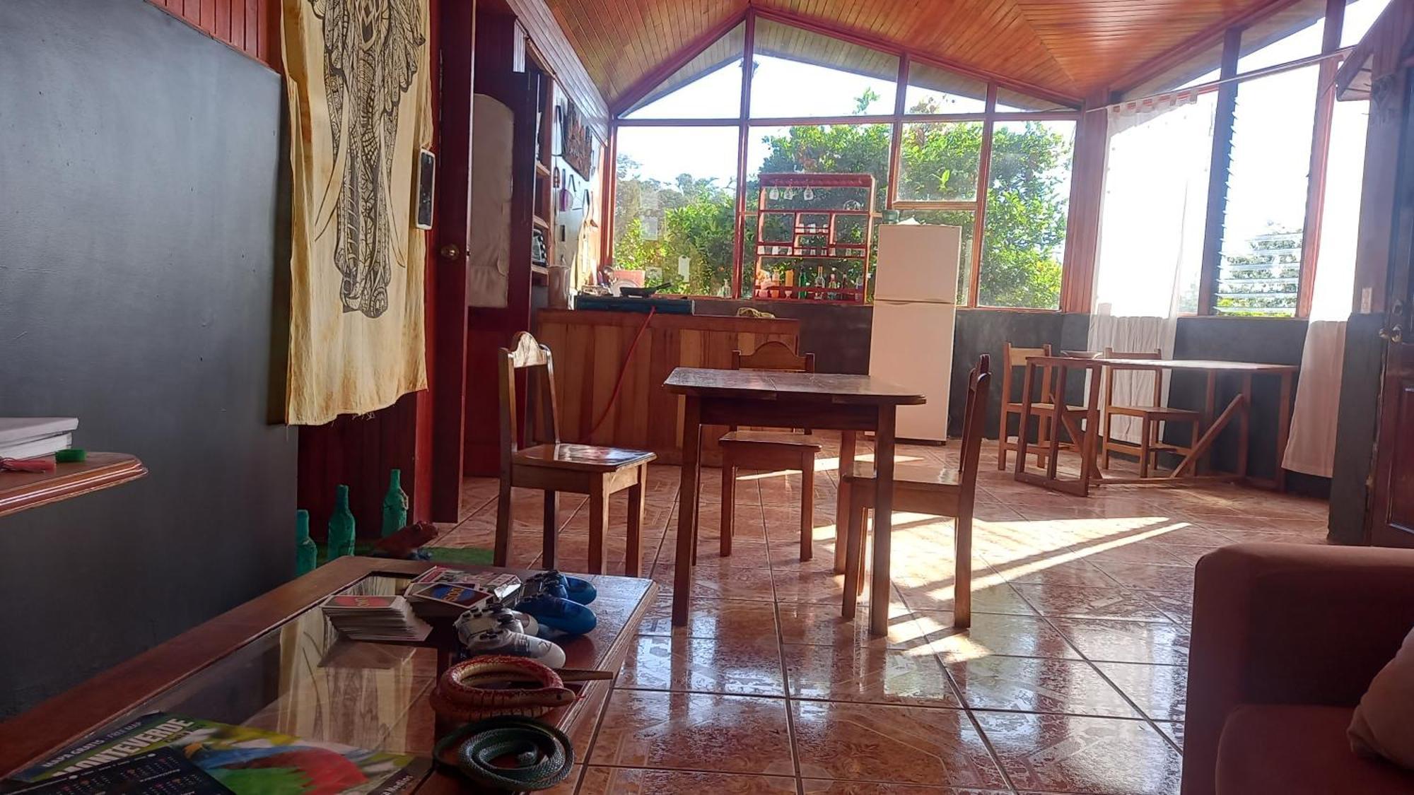 Finca Pantera Hotel Monteverde Buitenkant foto