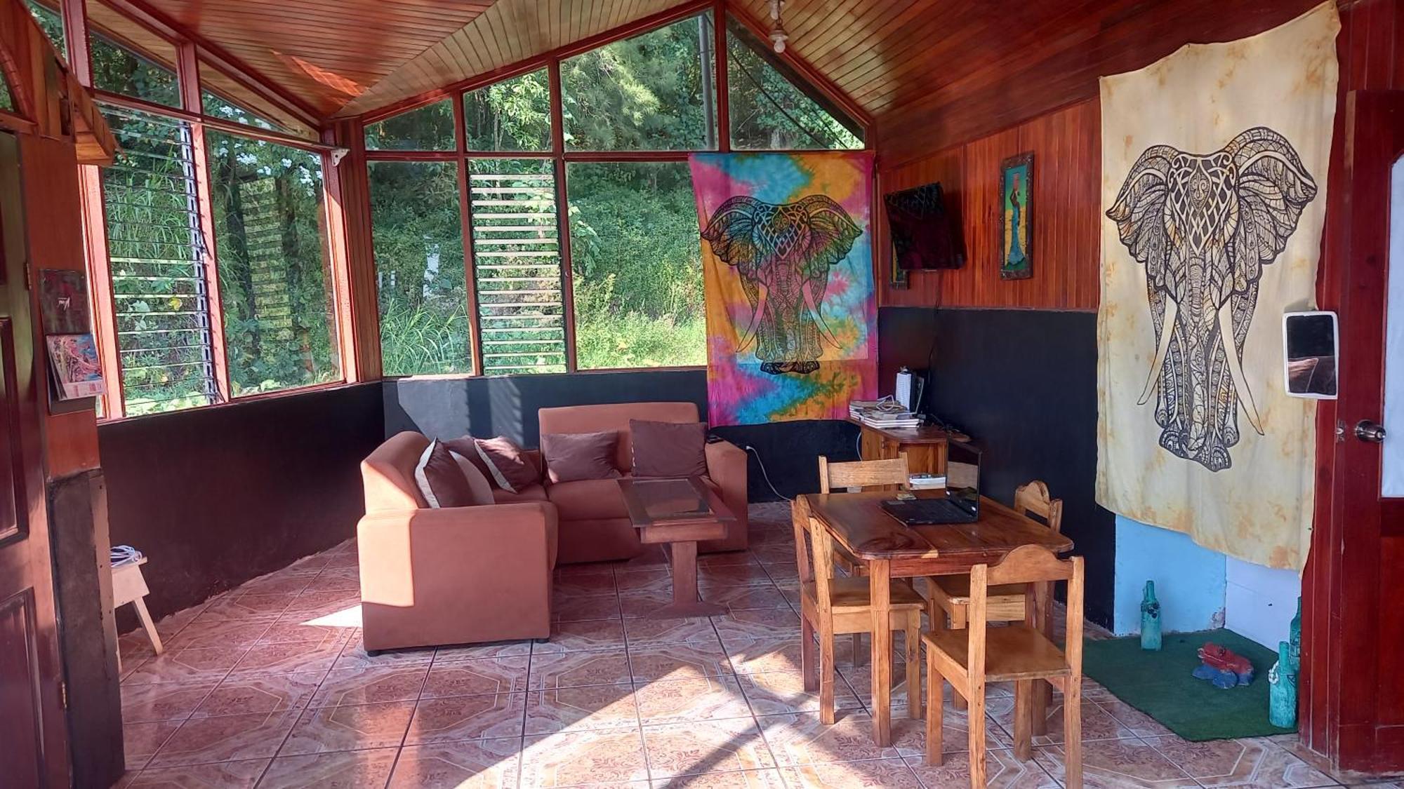 Finca Pantera Hotel Monteverde Buitenkant foto